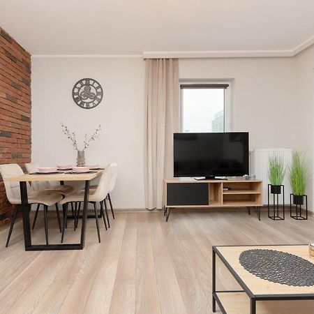 Modern One Bedroom Apartment With Parking In Lodz By Renters Prestige 外观 照片