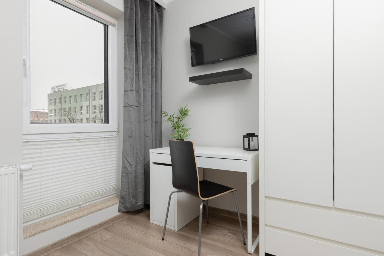 Modern One Bedroom Apartment With Parking In Lodz By Renters Prestige 外观 照片