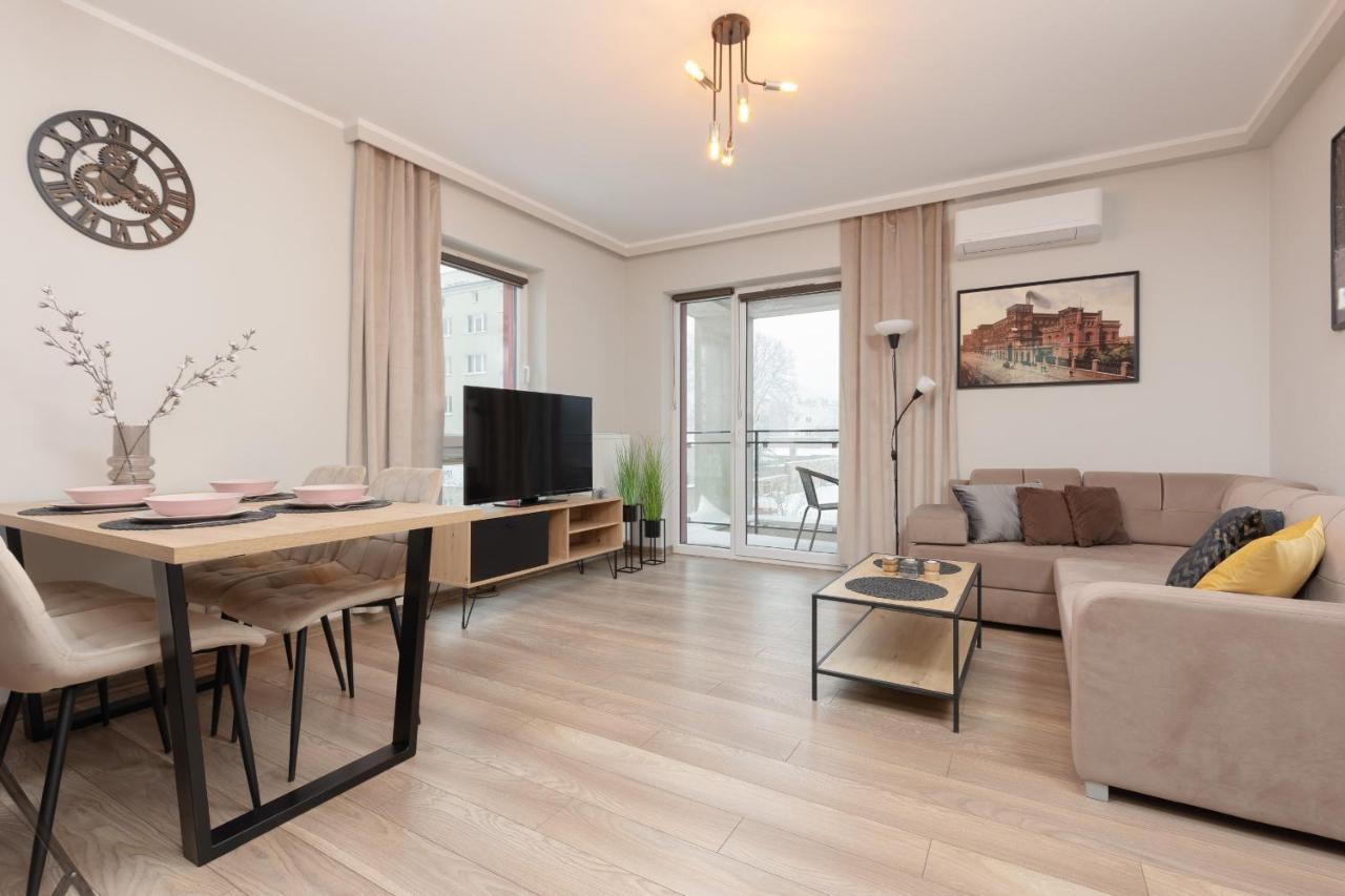 Modern One Bedroom Apartment With Parking In Lodz By Renters Prestige 外观 照片