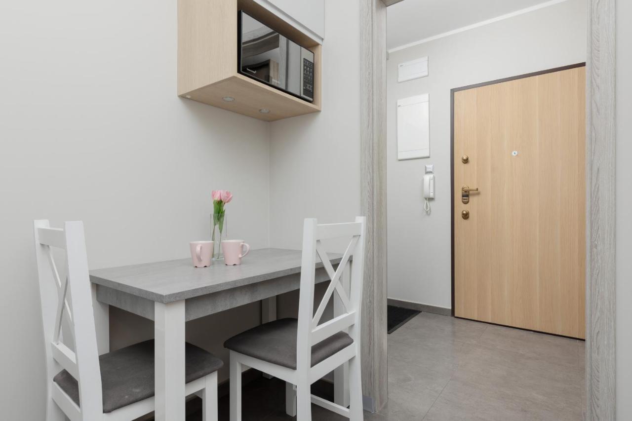 Modern One Bedroom Apartment With Parking In Lodz By Renters Prestige 外观 照片